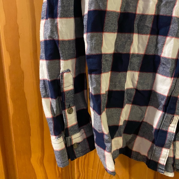 Soft Plaid/Checkered Shirt - Picture 3 of 4